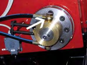 TO REPLACE THE REAR FLANGE LARGE AND SMALL O RINGS: Remove the rear flange from the chuck cylinder 6.5. Replace the O rings. Install the rear flange on the chuck cylinder 6.5. Check if the machine works fine.