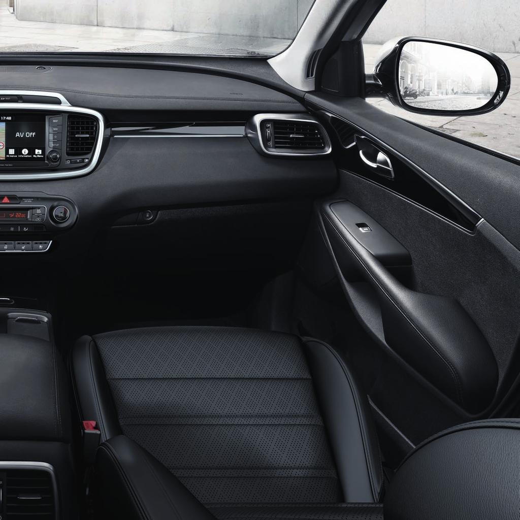 technology & connectivity Inspired, relaxed and firmly in control The new Kia Sorento is packed with solutions to turn each and every journey into a truly fantastic driving