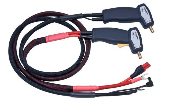 1.3 m (4 ft) test cable red with Kelvin clamp 5 m (16 ft) test cable black with Kelvin clamp strap, Belt clip, Win BD-59093 Optional accessories
