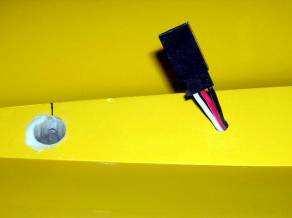 Make a 5 mm corresponding hole in the fuselage for the electric wire.