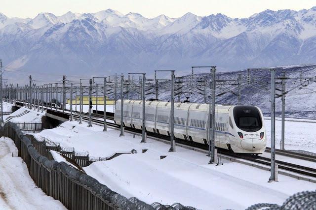 It takes about 5½ hours to travel from Beijing to Xi'an in Shaanxi province by a high-speed train, compared with more than 11 hours by normal-speed trains.