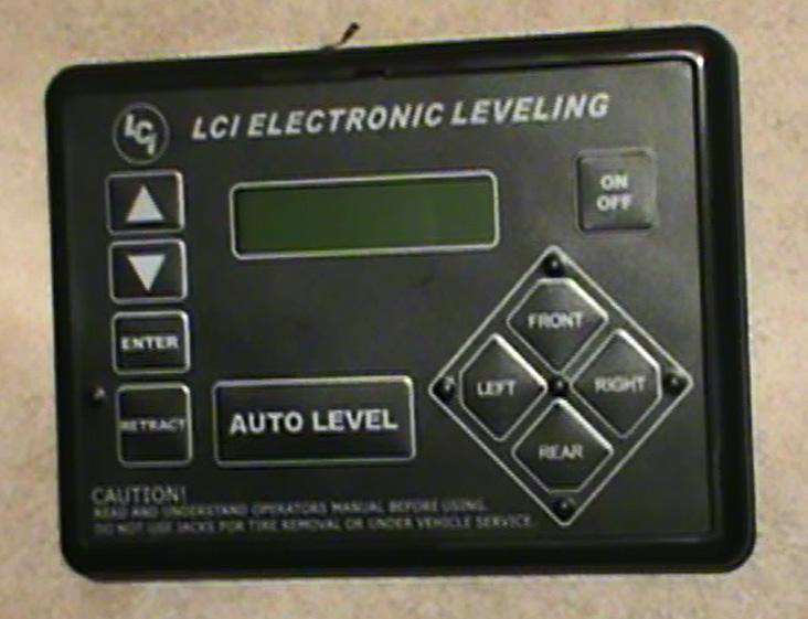 The controller cannot be located in a compartment with the LP tanks, as the connections on the module are not spark proof. 2.