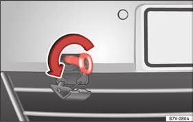 88 Always remain aware to avoid collision with the towing vehicle. More strength is required at the steering wheel as the power steering does not operate when the engine is switched off.