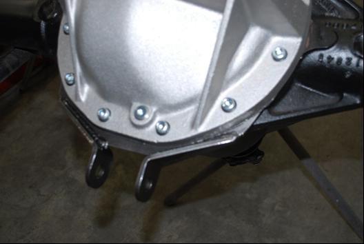 12 Bolt GM 6. The rear mounting ring will be sandwiched between the axle housing and rear housing cover.