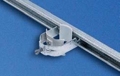 C extrusion Rail Cables secured with U-clamps or cable clamping bars 1x C extrusion rail MIR00096 W L Ausführung