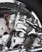 Fits 00-03 XL, 02-05 VRSC and 00-07 Dyna, Softail and Touring models equipped with dual disc front brakes. CALIPER KIT CHROME With H-D chrome behind you, you re cruising with confidence.