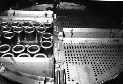Shell HiFi TM Sieve Trays with ConSep TM decks Operating mechanism Shell ConSep trays start to work when the conventional trays reach incipient flooding.