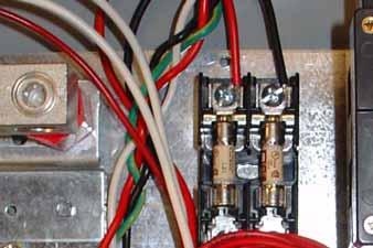 Wire Color Red Black White Green/Yellow Connection Point TVSS fuse block TVSS fuse block ATS neutral bar ATS ground bar Cut all four (4) wires to the same length necessary to reach the furthest