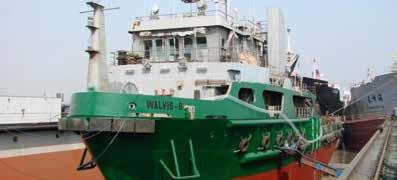 53 WALVIS 8 4400 HP AHT DIVING SUPPORT VESSEL n Propulsion engines n Bow thruster 52.49 m 11.70 m 5.60 m 4.