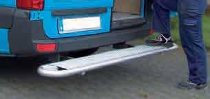 Steps Step with impact protection Made of aluminium, thus saving up to 65% of weight Width 1925 mm Convenient access to cargo area Impact protection for the back of the vehicle Slight impacts are