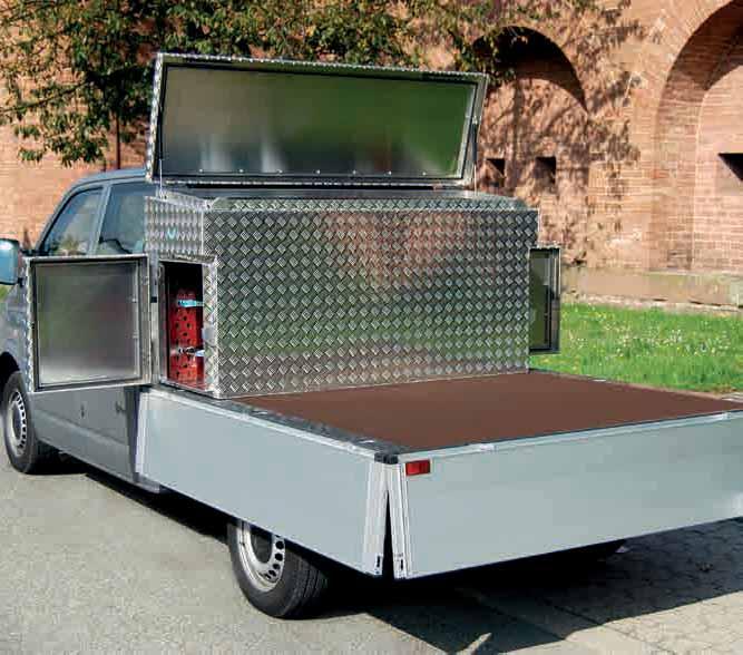 Transport crates/boxes for platform trucks ALUCA Transport crate made of aluminium For installation