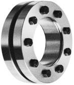 After bridging the fit clearances, radial clamping pressure is generated between shaft and hub establishing a solid, frictional connection. For adjustment or removal, just unscrew the bolts.