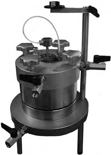 Manual of Soil Laboratory Testing Figure 17.7 Hydraulic consolidation (Rowe & Barden) cell for test specimens of 50, 63.