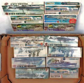 appear un-made, to include HMS Belfast, HMS Iron Duke, Russian Moskva, Prinz Eugen, HMS Hood, HMS Warspite, Tirpitz, HMS Victorious and others 100-120 1473 Airfix 00 scale plastic Military kit group,