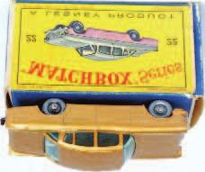 2305 24 assorted Matchbox Models of Yesteryear, cream window boxed diecast saloons and commercial vehicles, to include 1935 Auburn 851, 1912 Ford Model T, 1927 Talbot, and others 30-50 2306 34 boxed