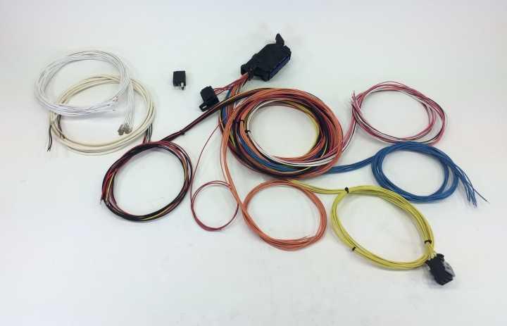 3706 Kit Contents 3 3706 Kit Contents AEM P/N 36-3706 35-2060 3706-001 3706-002 4-2000 Description Mini Flying Lead Harness Micro Relay ga Wire with Molex Terminal, 96" Cable 2-Pair Twisted/Shielded,