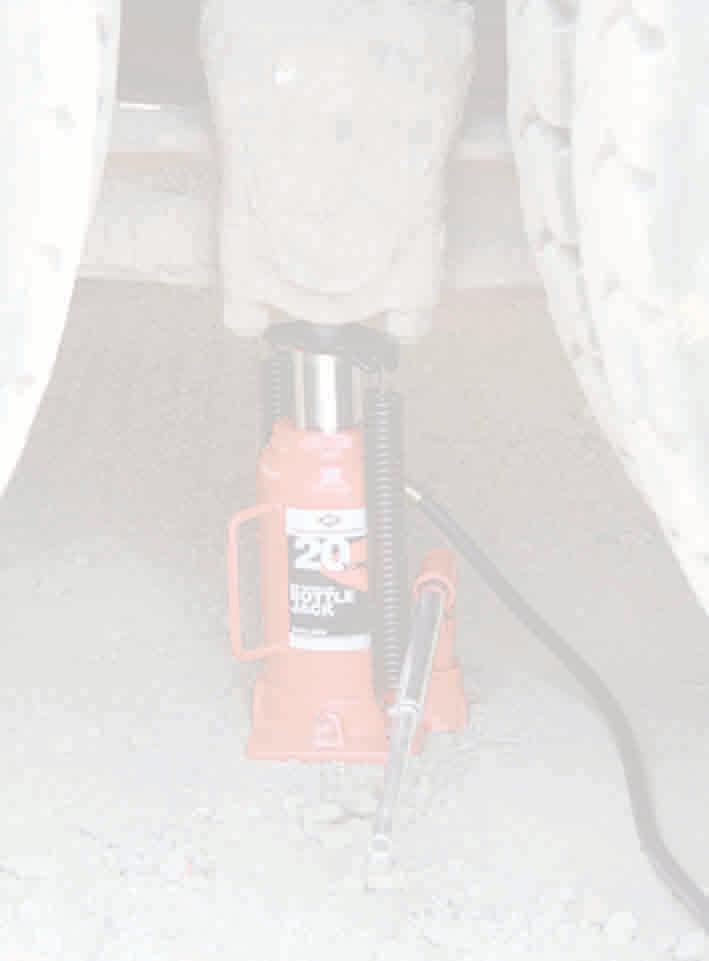 AFF Air/Hydraulic Bottle Jacks are used to lift heavy-duty trucks, construction and heavy farm equipment. Both have centered pumps and rams with heat-treated pistons for balance and easy positioning.