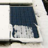 This functionality of SOLPLUS inverters is used to heat up the PV modules so that the snow begins to melt and slides off.