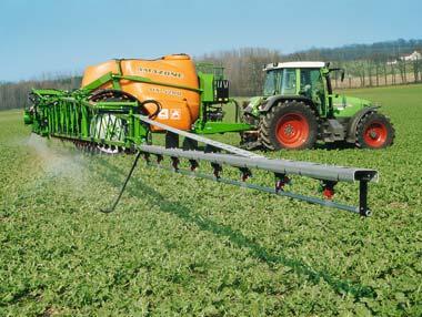 UG, UX trailed sprayers and SX self-propelled sprayer Comfort Pack with AMATRON + The most important functions of the spray agent circuit are remotely controlled via the Comfort Pack from the tractor