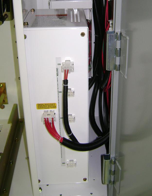 Instructional Booklet Page 12 Effective: November 2013 100-1600A ATC-300+/800 Contactor Open/Closed DANGER WHEN CHANGING THE VOLTAGE SELECTION, THE POWER MUST BE REMOVED FROM THE TRANSFER SWITCH.