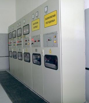 close or open negative dead sections. The Switchgears are individual metal cabinets of unilateral maintenance. Installation in a row is provided.