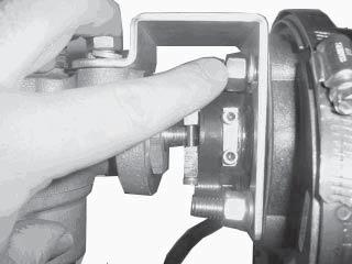 Secure and tighten fl ange bolts using nuts