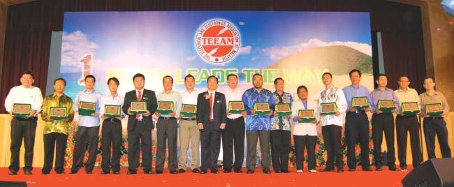 sponsor), Mr W S Chan (dpstar Group of Companies, Gold sponsor), Mr Michael Yeo (KDK Fans (M) Sdn Bhd, Gold sponsor), Mr Montree Prakobkeaw (Oriental Copper Co Ltd, Gold sponsor), Engr Fu Wing Hoong