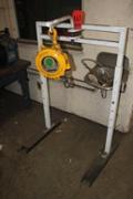 WEIGHT RESTRAINER AND STAND 166 2 X