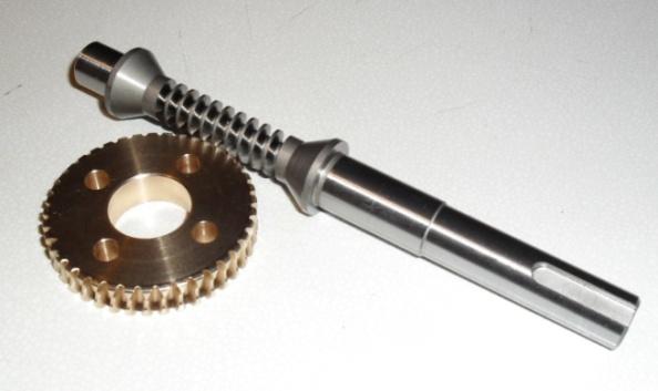 worm gear needs to operate within its permitted capacity. This especially applies to mobile operations with short-term overloads, when it is necessary to ensure the thermal stability of a worm gear.