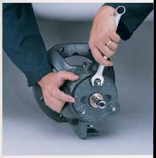 For an impeller setting of 0.5 mm (0.020 in), count five notches counterclockwise.
