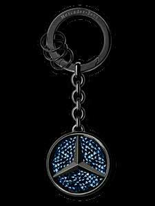 For her St. Tropez key ring, Black Edition. Black. Stainless steel. PVD-coated.