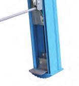 easier to lift Auto engaging height lock - ensuring your safety D Shape rungs - for operator