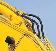 is increased 7% by raising hydraulic pressure. One-touch power max. switch Smooth Loading Operation Two return hoses improve hydraulic performance.
