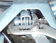 the latch portion was still being driven up and down by the motor and the lift-rod. A symptom of a bad gear nut is that the motor will continue to run, yet the latch portion doesn t move up and down.