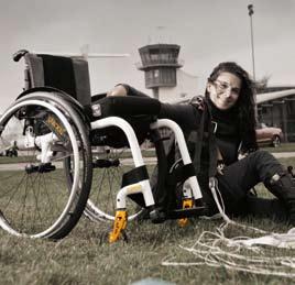 The lightest FOLDING wheelchair in the world! 8.4 kg* of high performance technology.