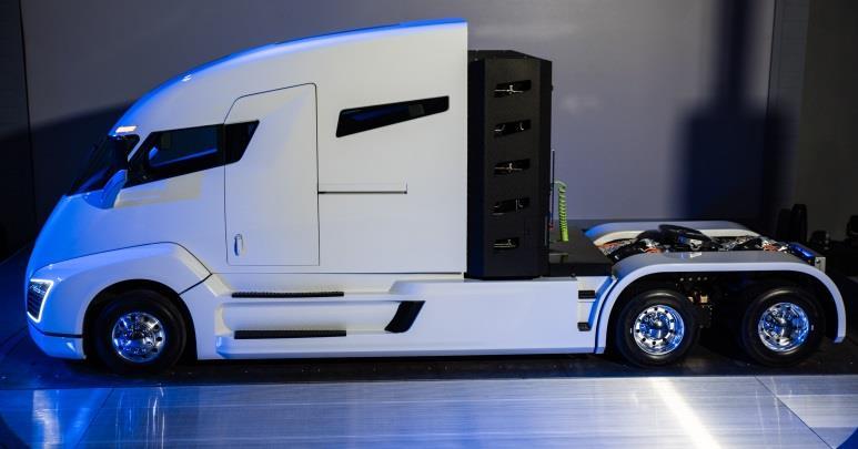 electric engine 1 Use cases: Cities and regions can use/promote fuel cell electric heavy-duty trucks in the fields of (regional) logistics/shipping/ forwarding operations of specialized operators or