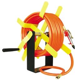 Air Hose Reels Amflo Non-Retractable Hose Reel Features: Description Spring tension brake All steel construction Solid brass fittings Comfortable swivel handle Can be