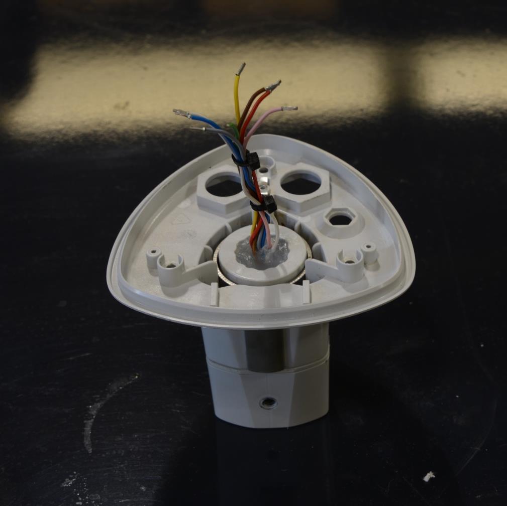 WXT5X0 is mounted on the twist and lock mount which is connected to the mast of the Waveglider.