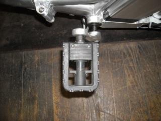 is not covered under warranty Attach the L pedal to the L