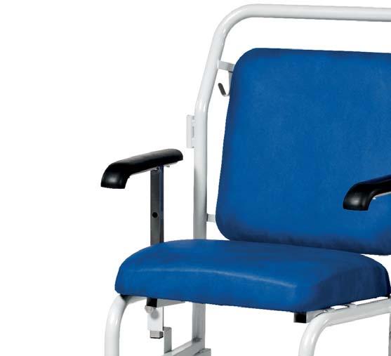 Portering Chairs BS 5852:2006 Portering Chair - Front Steer, Nesting, Hinged Foot Rests Nests to occupy reduced fl oor space and encourage tidy storage Seamless upholstery using flame retardant
