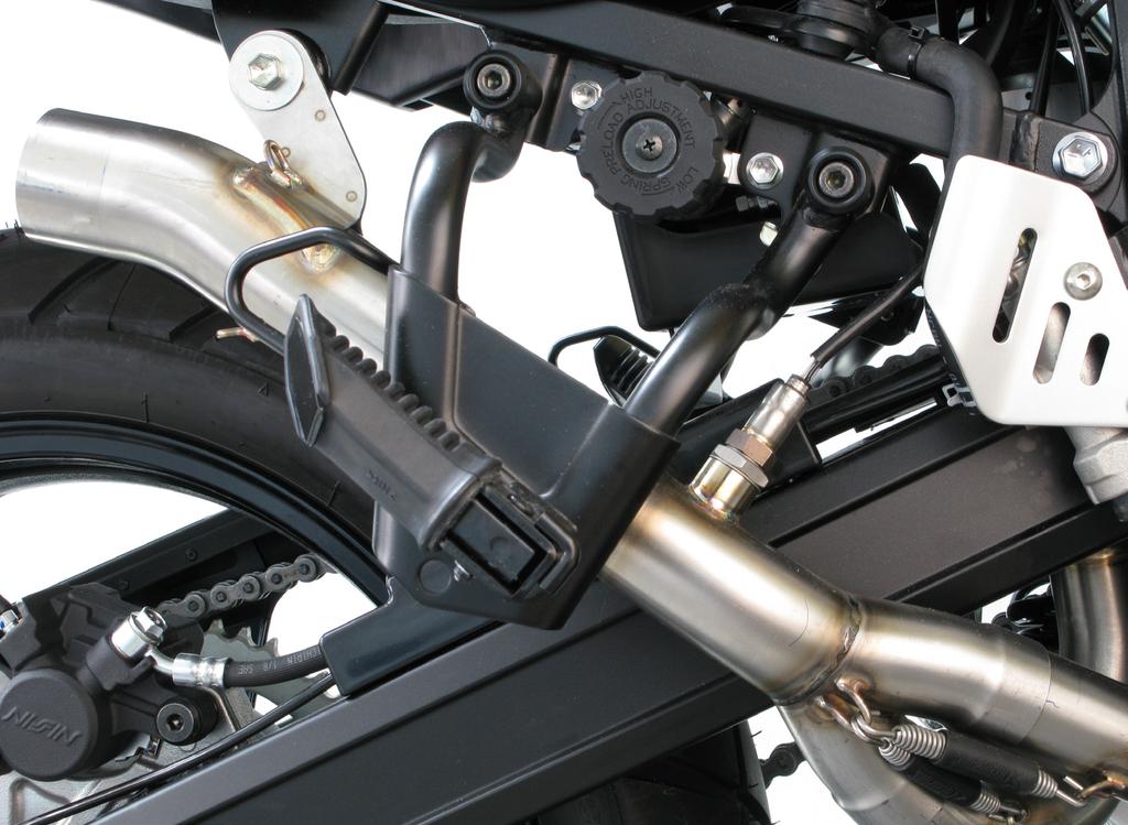 Tighten the lambda sensor and link pipe s bracket onto the sub frame, using stock bolt, washers and nut (Figure 12).