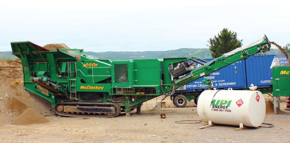 of 13-10 (4.2m), the McCloskey J50 finds itself in a class of one. Conveyor - Extended 42 main conveyor as standard, giving large stockpile capacity.