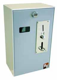 When using the electronic time counter, the light controller should be installed in a separate, lockable room. This prevents the unwanted adjustment of the different switches.