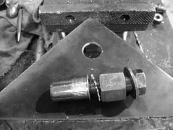 »Rivet» Nut Installation Tool Assembly 2. For a 3/8" rivet nut, place the provided 3/8" SAE flat washer on the 3/8" x 1-1/2" bolt, followed by 7/16" hex nut and then a 3/8" serrated washer.