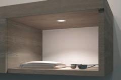 R Lighting LED 3001 Recess/Surface Mounted Light Enhances display cabinets and shelves Can be surface or recess mounted Two light colors provide options in design Ø8 (5/16") Ø8 (5/16") Ø55 ( 3/16")