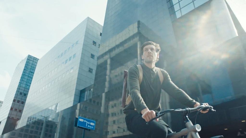 Berlin, 13 June 2017 - The latest Electrified S from Amsterdam based bike-meets-tech startup VanMoof is available as of today.