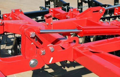 Once adjusted for the tractor s drawbar height, the unit maintains a level working position even when depth changes are made.