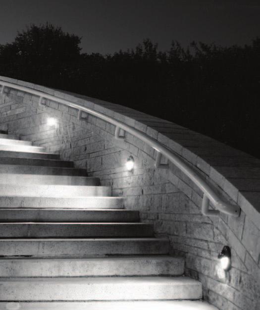 Designed to conform to the architectural requirements for low mounting heights for the illumination of steps, stairways, walkways, aisles, ramps and other indoor and outdoor applications.