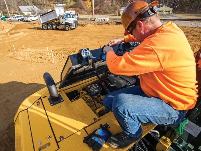 Serviceability Designed to make your maintenance quick and simple Easy To Maintain The 313F L GC is a simple, compact, easy-to-maintain machine.