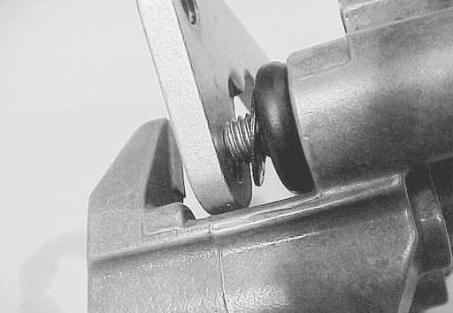 CHASSIS 6-23 Apply SUZUKI SILICONE GREASE to the brake caliper holder slide pin. + 99000-25100: SUZUKI SILICONE GREASE Install the pin 1, washer 2 and caliper holder 3 to the caliper.